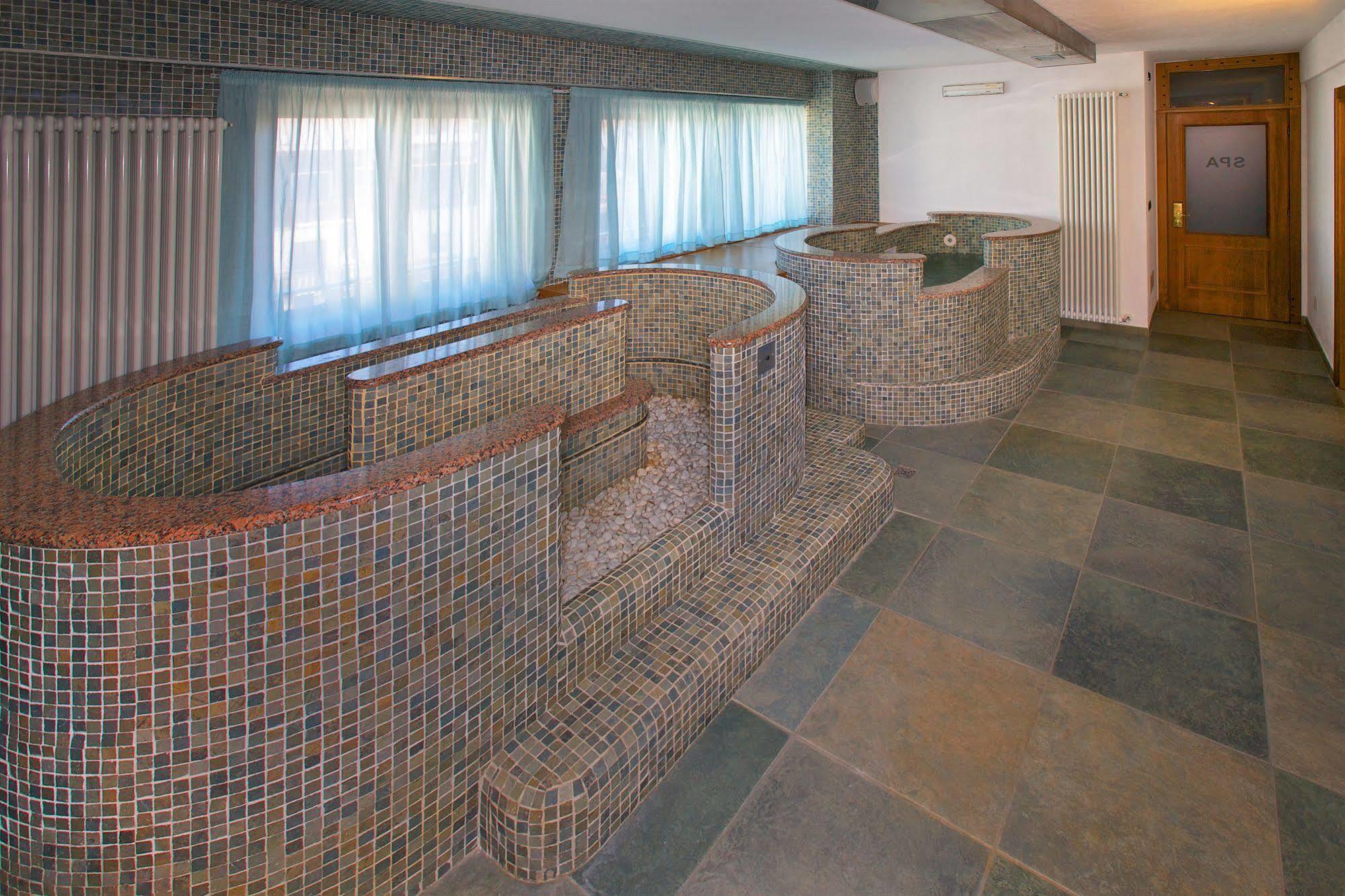 Hotel Savoia Debili Oulx Zewnętrze zdjęcie